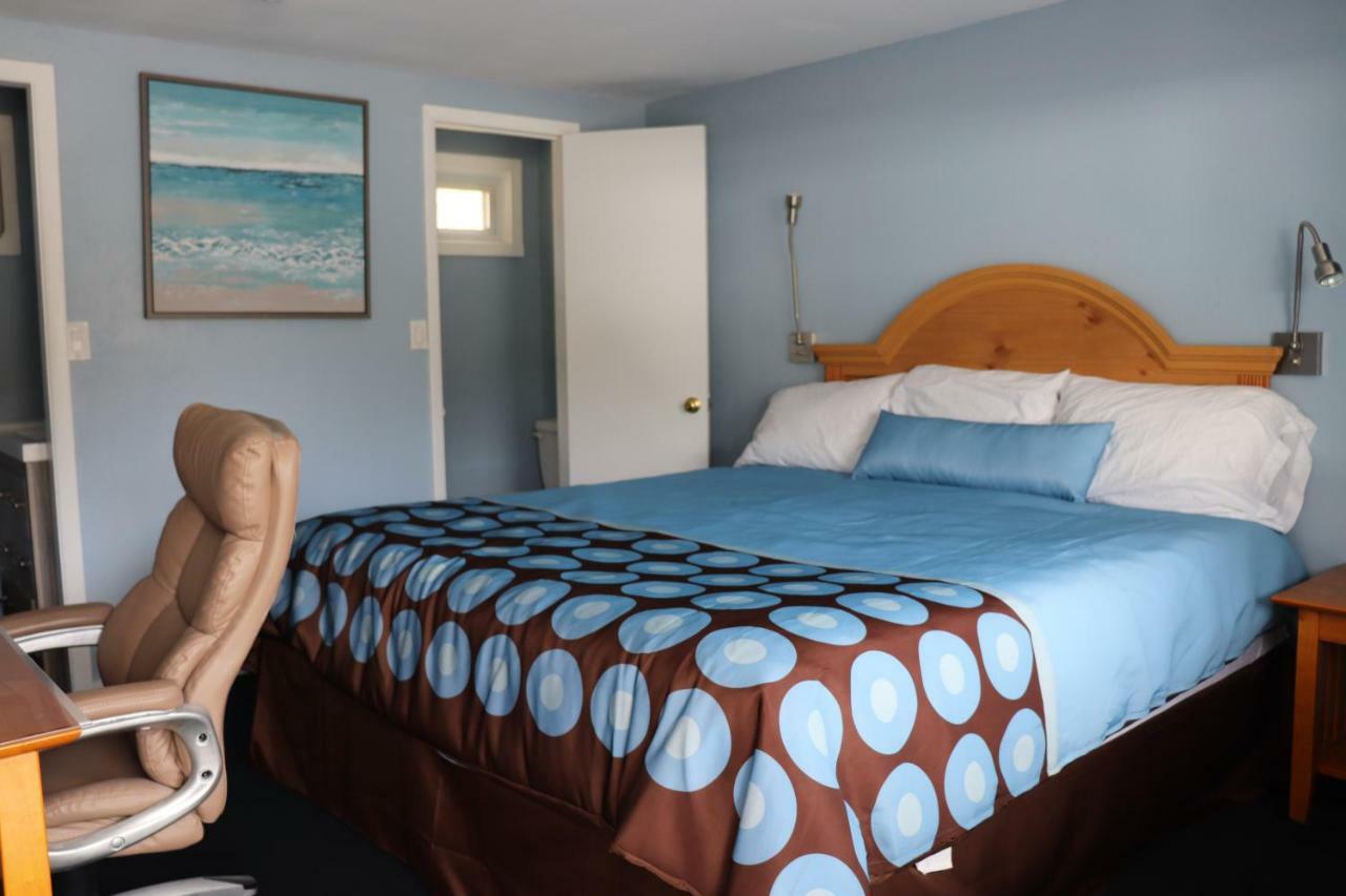 Hitching Post Country Motel Cornwall Екстериор снимка