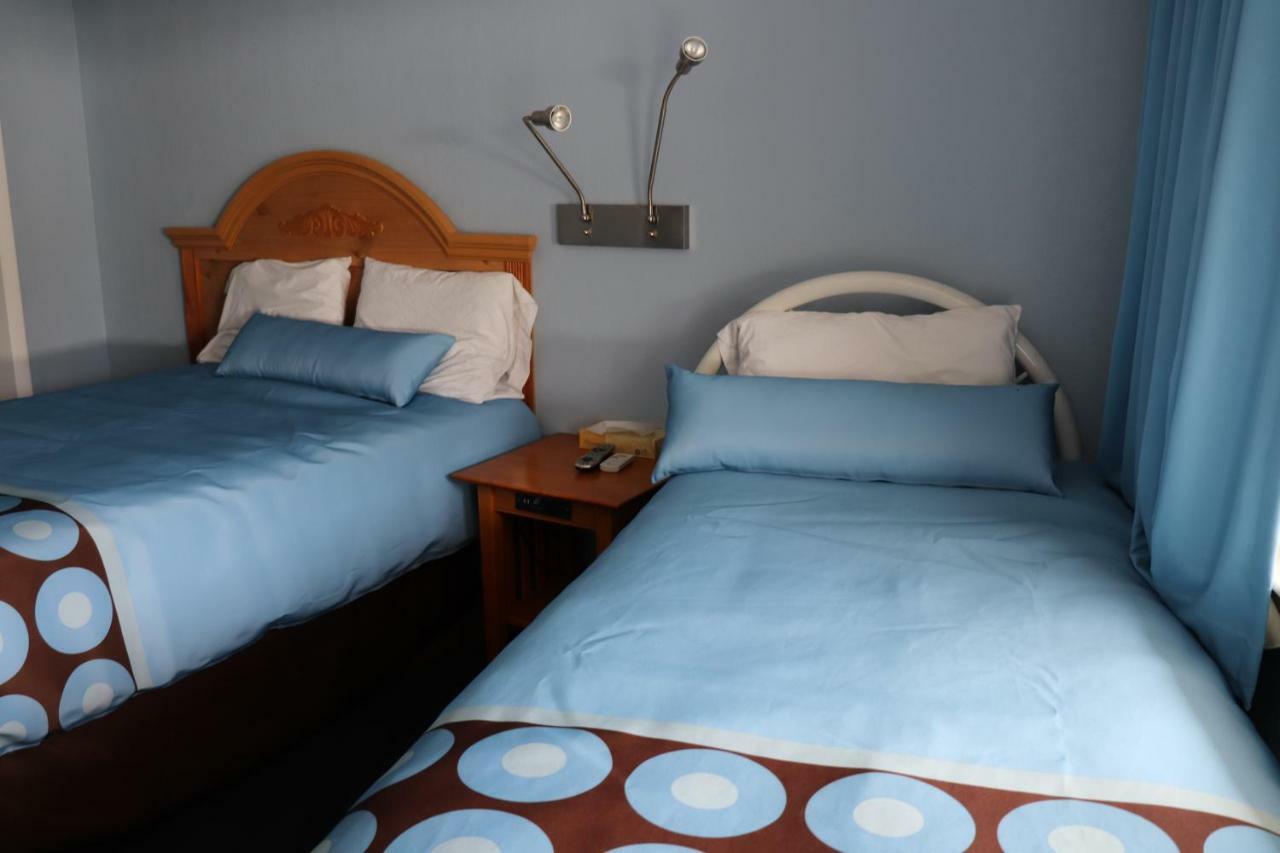 Hitching Post Country Motel Cornwall Екстериор снимка
