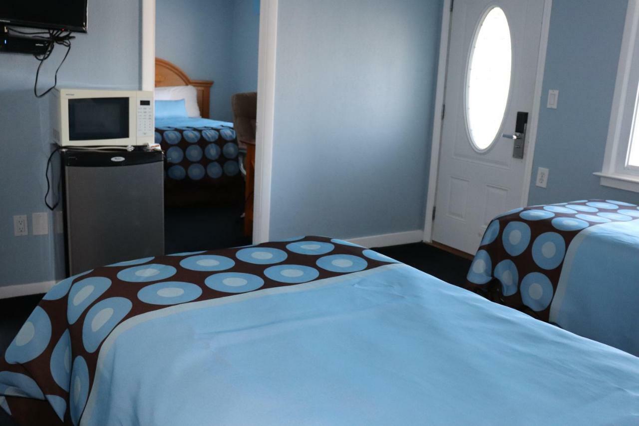 Hitching Post Country Motel Cornwall Екстериор снимка