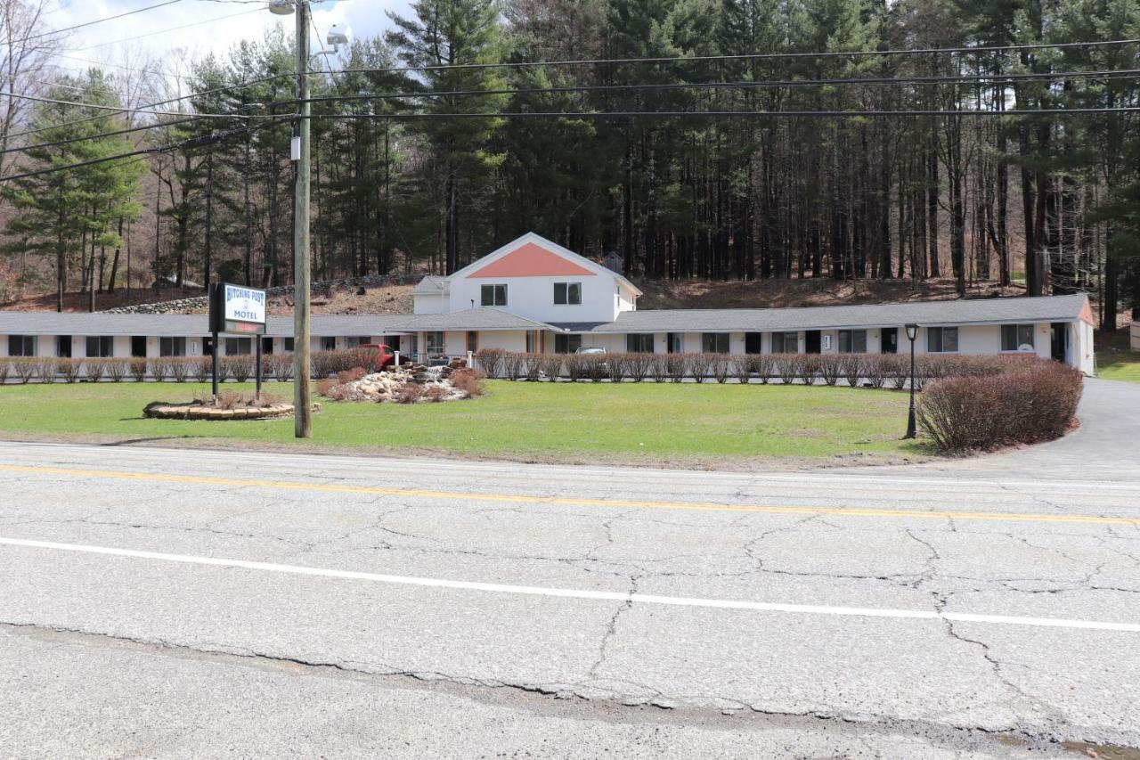 Hitching Post Country Motel Cornwall Екстериор снимка