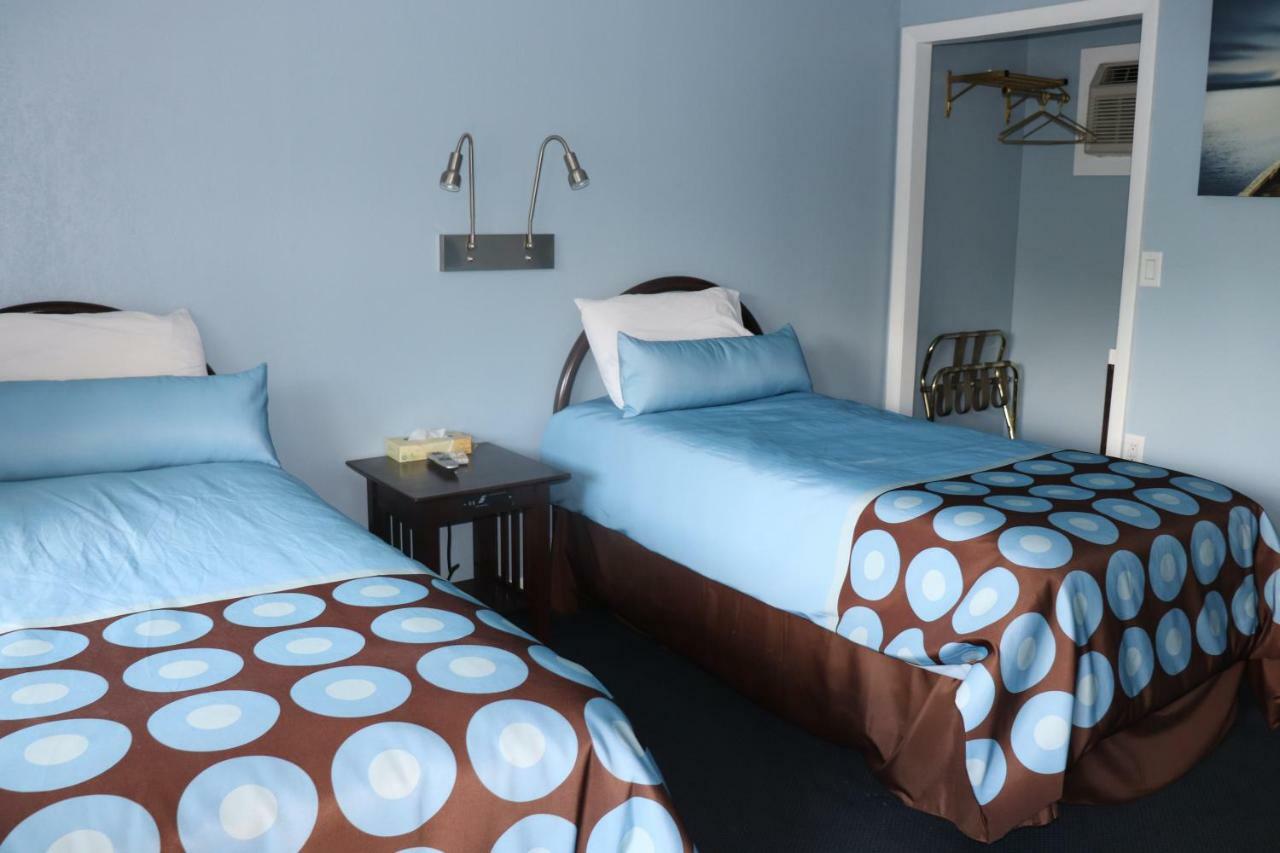 Hitching Post Country Motel Cornwall Екстериор снимка
